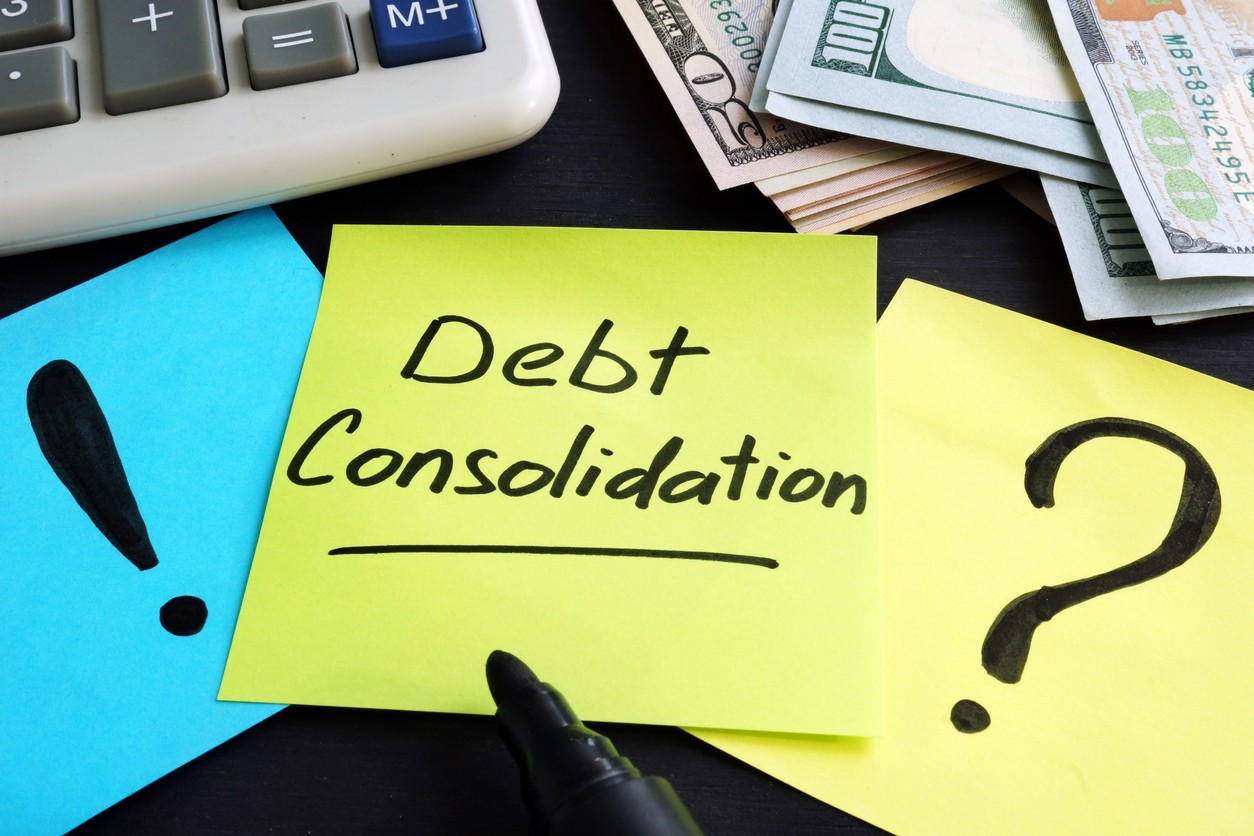 What are the Pros & Cons of a Debt Consolidation Loan?