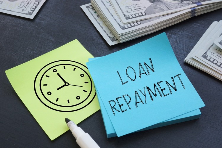 Assessing the Risks of Overleveraging Home Equity for Debt Repayment