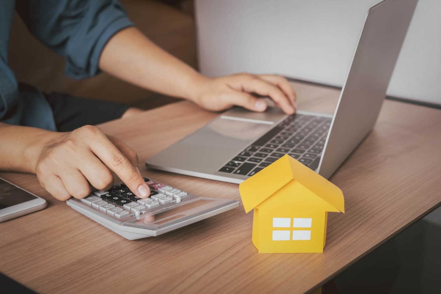 How Does Mortgage Refinancing Work?